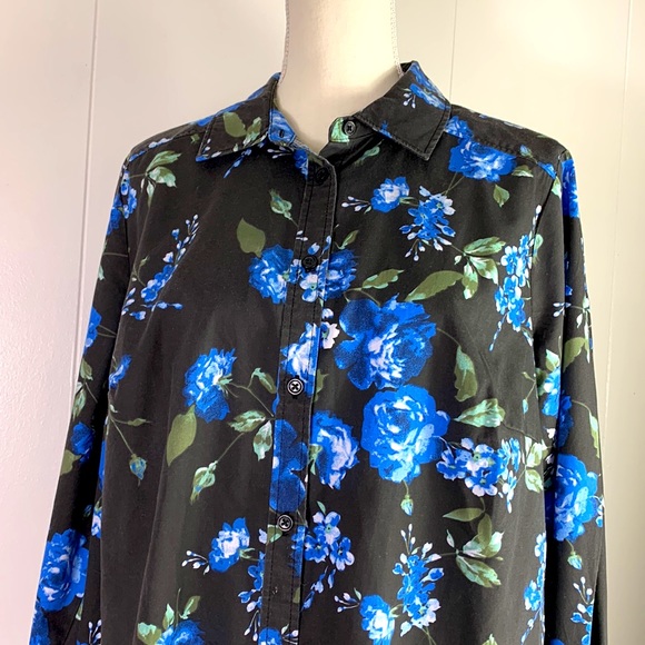 Roaman's Tops - Roaman's Womens Long Sleeved Button Down Blouse / Tunic